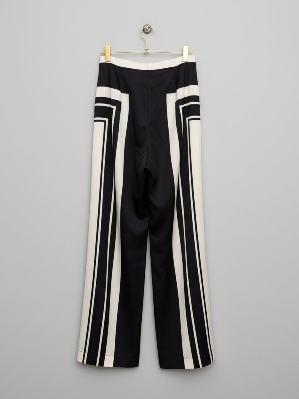 Commense Black and White Graphic Print Trousers Size S